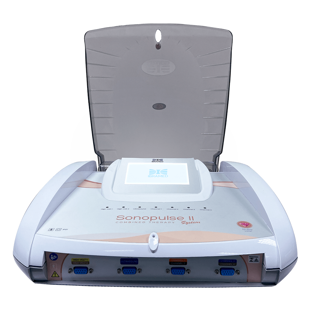 O Sonopulse 1MHz Portátil Ibramed é um equipamento de ultrassom terapêutico avançado, ideal para aplicações em fisioterapia e reabilitação. Este aparelho microcontrolado oferece uma frequência de 1 MHz, o que é adequado para atingir tecidos profundos e promover a cicatrização e alívio da dor. O Sonopulse permite ajustar a emissão de ultrassom de forma flexível, com modos contínuo e pulsado. No modo pulsado, você pode escolher entre diferentes frequências de repetição do pulso, como 100 Hz, 48 Hz e 16 Hz, e ajustar a razão de pulso para 75%, 50% ou 20%. Esses ajustes possibilitam uma personalização do tratamento para atender às necessidades específicas de cada paciente, proporcionando uma atuação eficaz em vários níveis de profundidade dos tecidos. O design portátil do Sonopulse facilita seu transporte e uso em diversos ambientes, seja em clínicas, consultórios ou em casa. Com controles precisos para intensidade e modos de emissão, o aparelho oferece um tratamento adaptável e eficiente para uma variedade de condições terapêuticas.